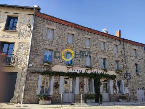 Maison 14 pièces 383 m²