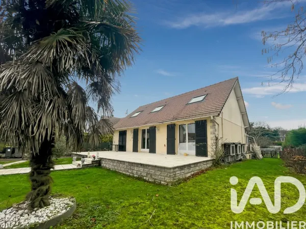 Maison 8 pièces 130 m²