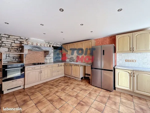 Maison 5 pièces 153 m²