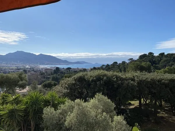 Bel appartement vue mer