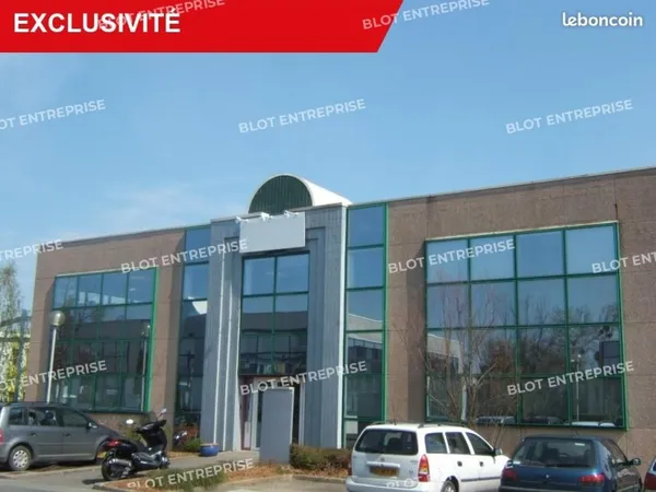 Bureaux 184 m²
