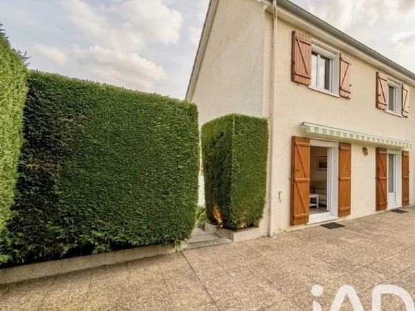 Maison 6 pièces 100 m²