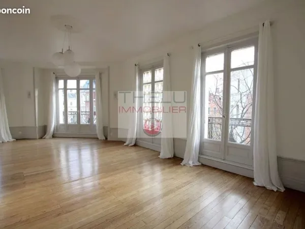 Appartement 3 pièces 139 m²