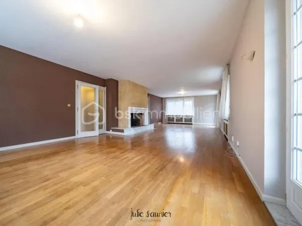 Appartement 5 pièces 163 m²