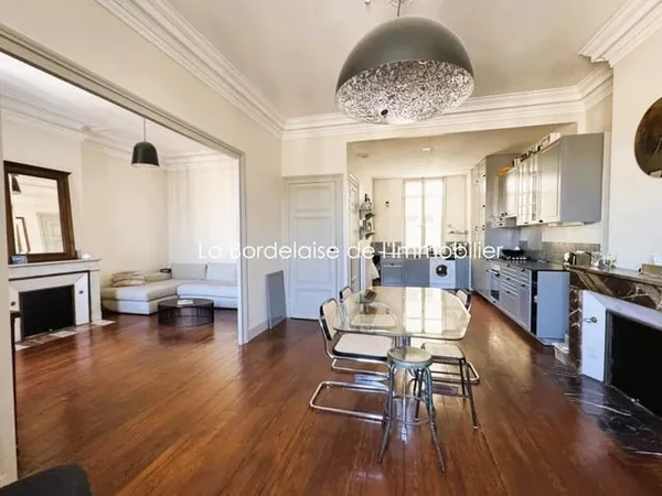 Appartement T5 Triangle d'Or
