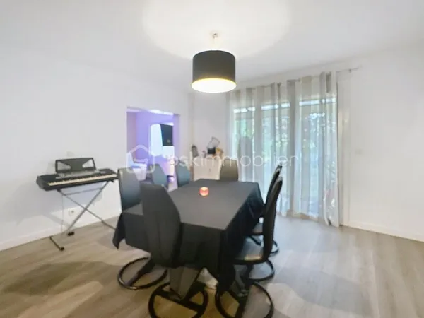 Maison 6 pièces 105 m²
