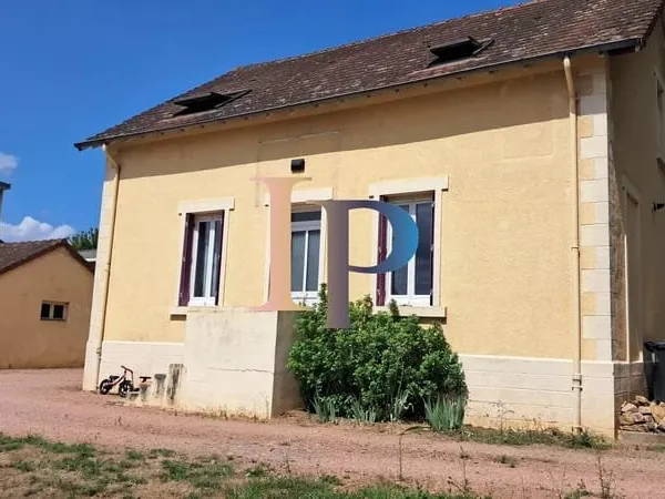 MAISON CENTRE VILLE PARAY LE MONIAL
