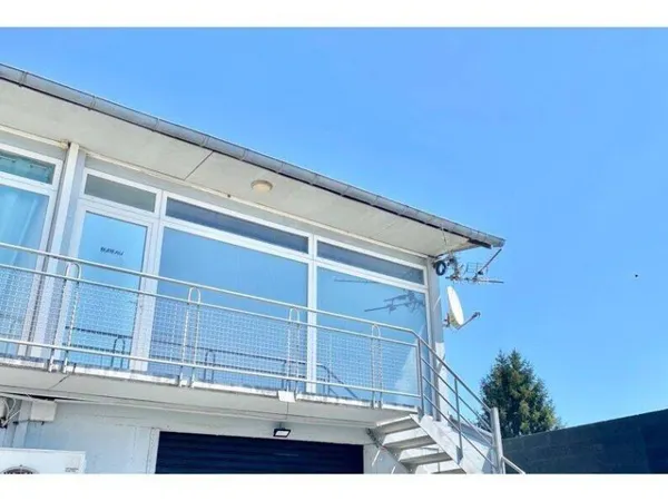 Bureaux 89 m²