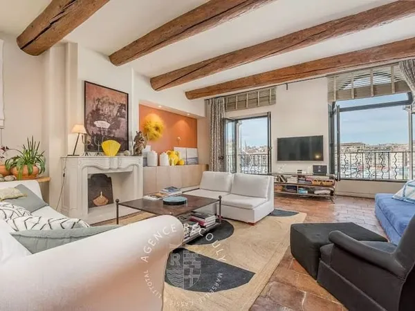 Appartement 4 pièces 143 m²