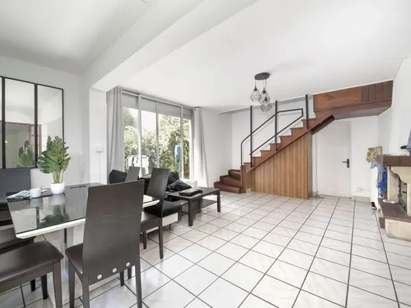 Maison 6 pièces 106 m²