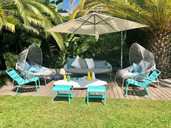 Maison 7 pièces 250 m²