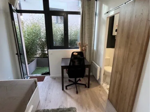 Studio meublé avec jardin