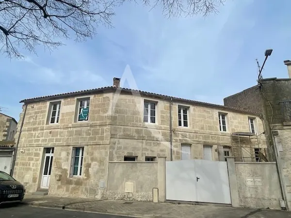 Appartement T3 85m² 1er étage