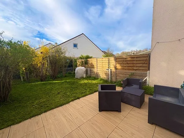 Maison Plaisir 4 pièce(s) 77 m2
