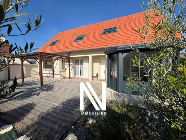 Maison 7 pièces 158 m²