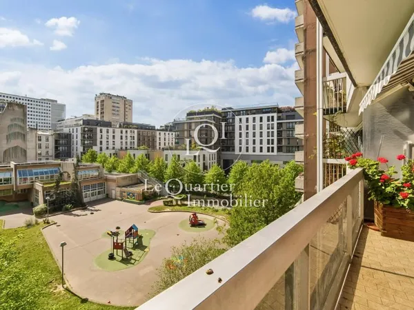 Appartement traversant - Champs de Mars - 3 pièces - 4e étage - Balcon-terrasses - Vue Tour Eiffel -