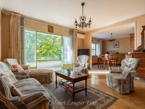 Appartement 3 pièces 94 m²