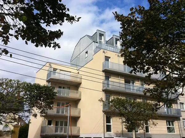 T3 orienté plein Sud quartier Sacrés Coeurs