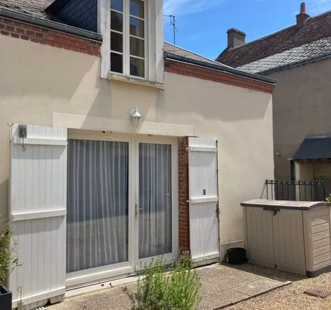 A LOUER - F2 DUPLEX - CHECY BOURG