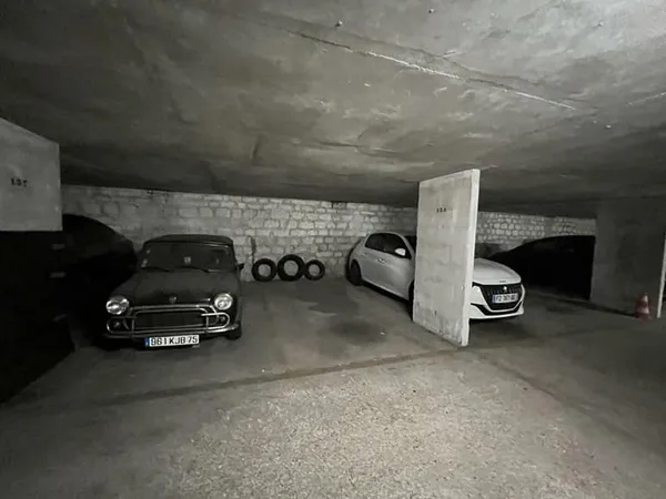 Parking / box Montrouge 12 m2