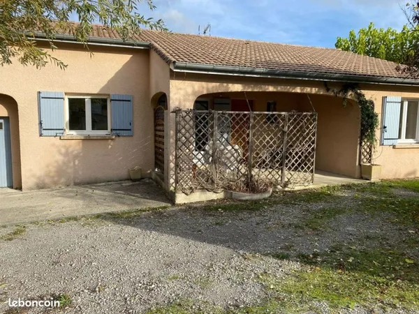 Maison . 6 pièces 98 m2