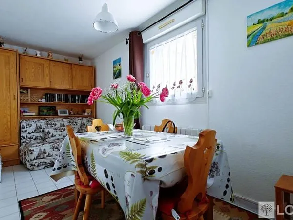 ** APPARTEMENT TYPE 2 + CAVE - EMBRUN - 2 pièces