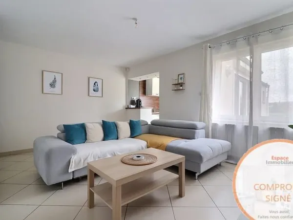 Maison de Ville - 106 m2 - 3 Chambres - Haspres Secteur calme