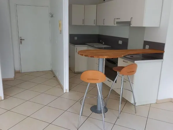 Studio 1 pièce 32 m²