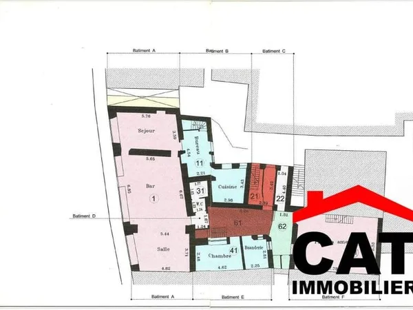 Immeuble 242 m²