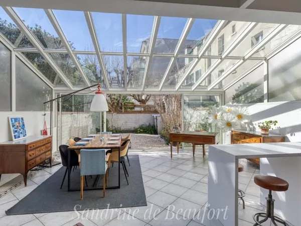 Asnières Centre - Maison familiale avec jardin - 300 m de la mairie