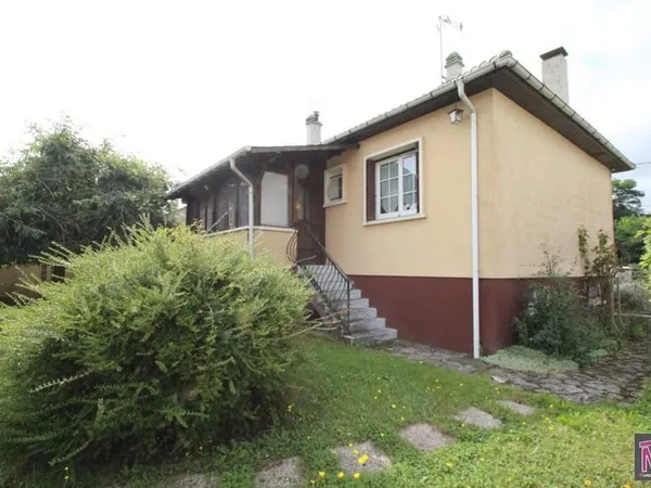Pavillon 3 chambres sur sous-sol total aménagé avec garage