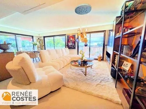 Vente en nue propriété - H74 ans - CANNES (06400)