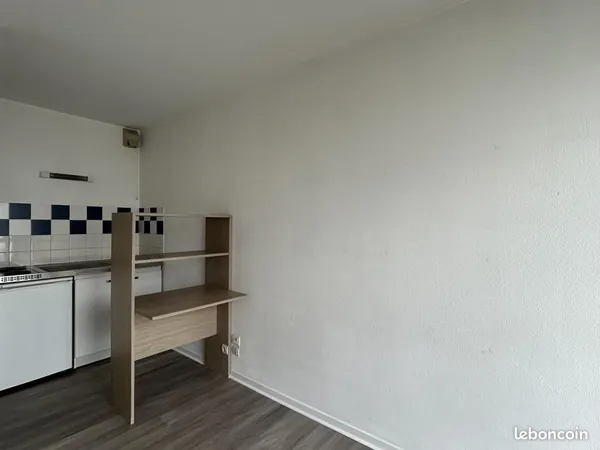 Studio 1 pièce 19 m²