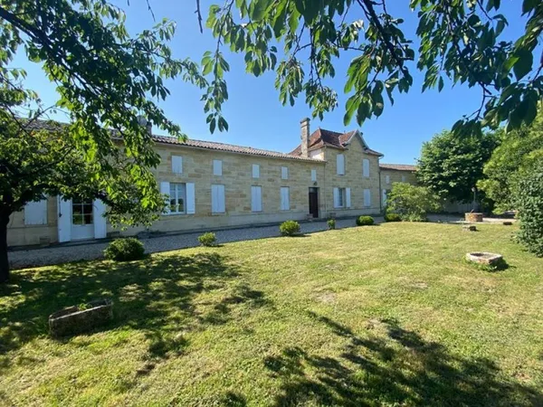 SAINT EMILION - Domaine viticole d'exception , 10 Hectares