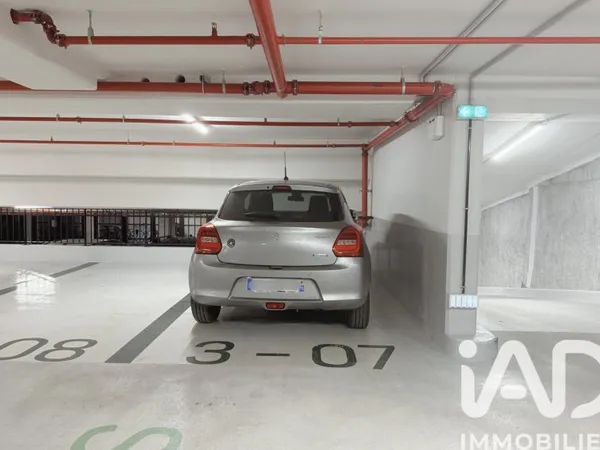 Parking 12 m²
