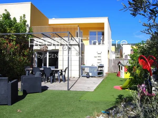 PLAN DE LA TOUR MAISON R+1 T4 3 CHAMBRES JARDIN GARAGE CAVE TERRASSES