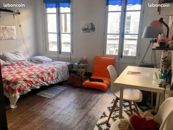 A louer, studio meublé lumineux de 23m² à deux pas du marché central