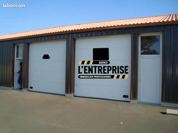 Entrepôt 135 m² PLABENNEC