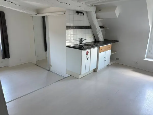 Studio 1 pièce 25 m²