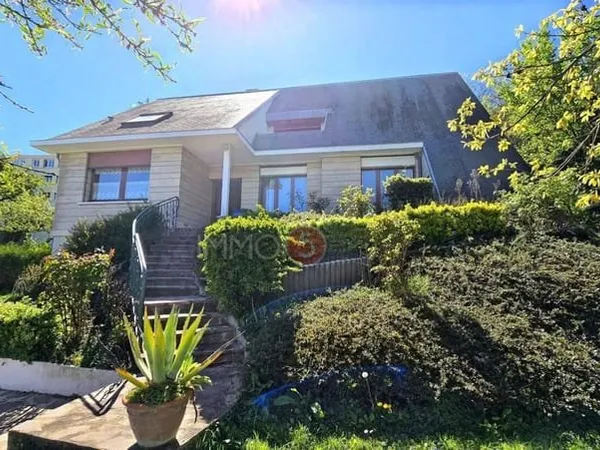 Maison 6 pièces 194 m²
