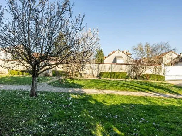Terrain constructible 495 m²