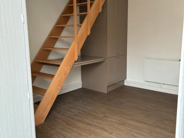 🏡 Studio duplex 20m² - Parking - Axe Facultés / CHU