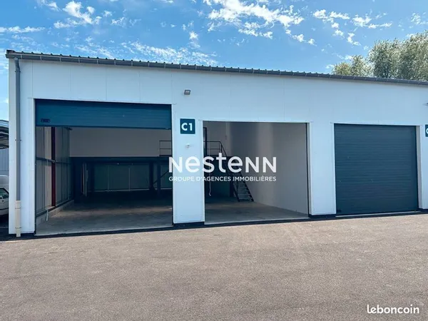 Entrepôt 220 m² LE VAL D HAZEY