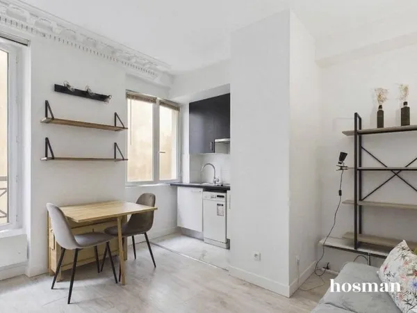 Studio 1 pièce 21 m²