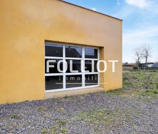 Maison à vendre à Commes ? 50 m² avec terrain de 610 m² ? Travaux à prévoir.
