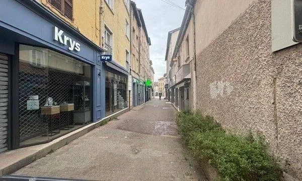 Local commercial 110 m²
