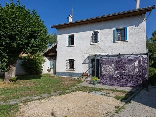 Maison Saint-André-Le-Gaz