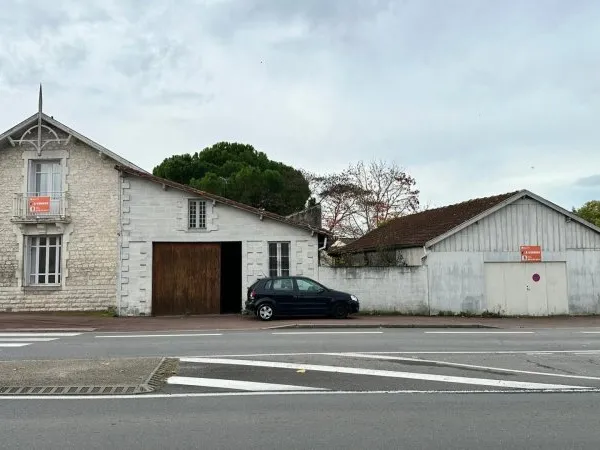 Maison des années 1930 située à Saintes