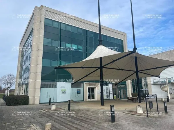 Bureaux 169 m²