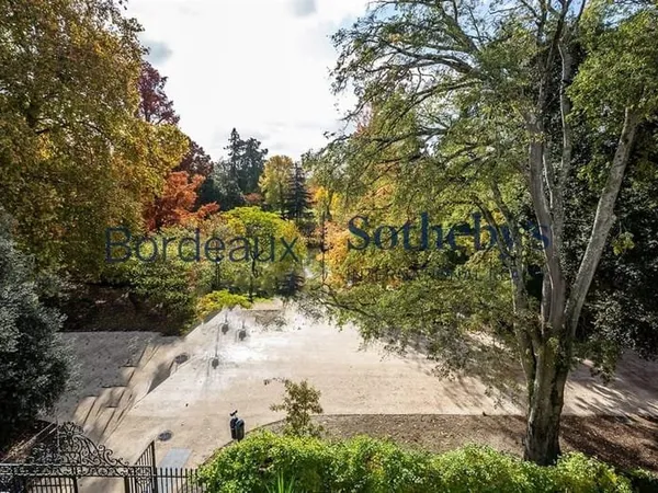 Bordeaux - Jardin Public - Maison De Ville En Pierre - Patio - 2